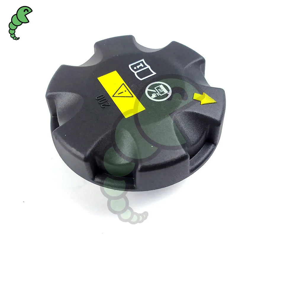 Auto Spare Parts Coolant Radiator Expansion Water Tank Cap for BMW F87 E90 E93 E92 F07 E64 F12 17117639021 17137516004