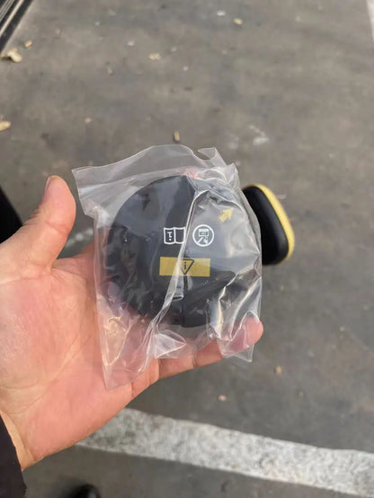 17117639020 Expansion Tank Cap 17117521071 For BMW E70 E82 E88 E89 E90 E91 E92