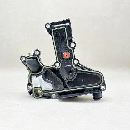 06H103495AH EA888 2 Oil Separator PCV Valve Assembly For AUDI TT A4 A5 A6 Q5 For VW Golf GTI Tiguan Touran Passat CC 06H103495AJ